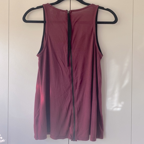 🌟3 for 20🌟 Skull Tank Top - Picture 3 of 3